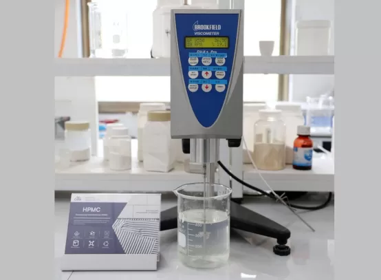 Celix Industrial laboratory specialists testing HPMC and HEMC for mortar consistency